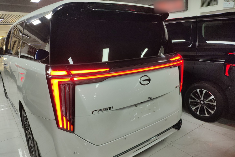 GAC Trumpchi M8 2024 car image #6