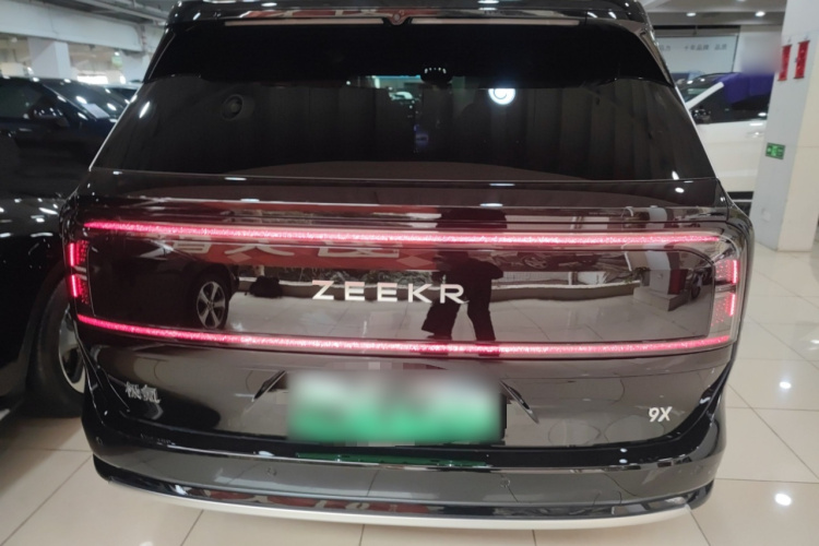 Zeekr 9X 2025 car image #6