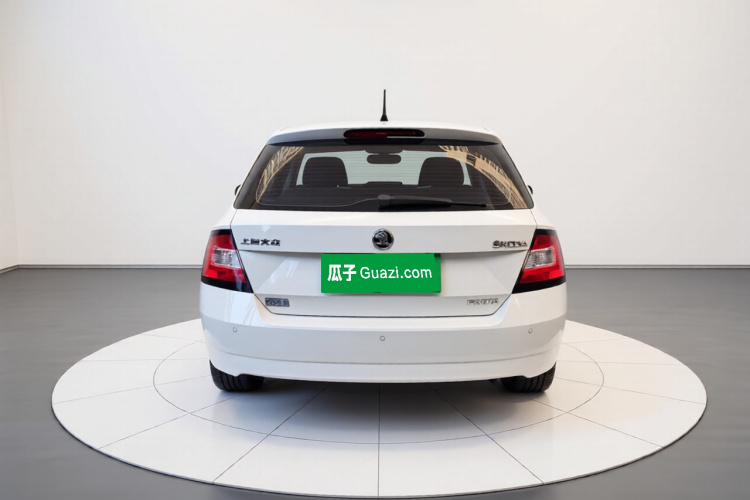 Skoda Fabia 2016 #6 Skoda Fabia 2016 car image #6