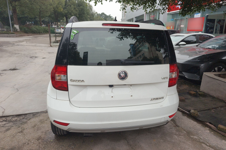 Skoda Yeti 2017 car image #6