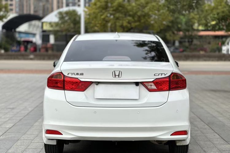 Honda City 2018 изображение автомобиля #6