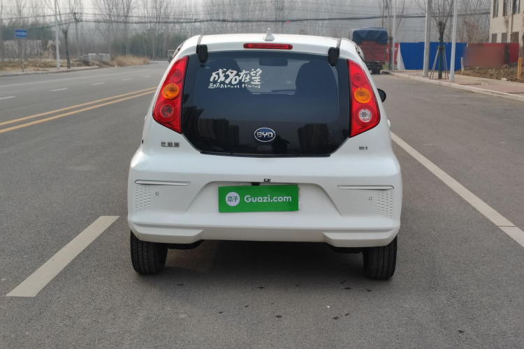 BYD e1 2020 car image #6