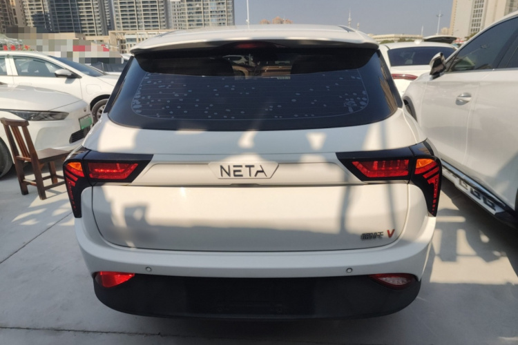 哪吒汽车 哪吒V 2020 汽车图片 #6