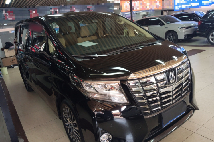 Toyota Alphard 2017 car image #6