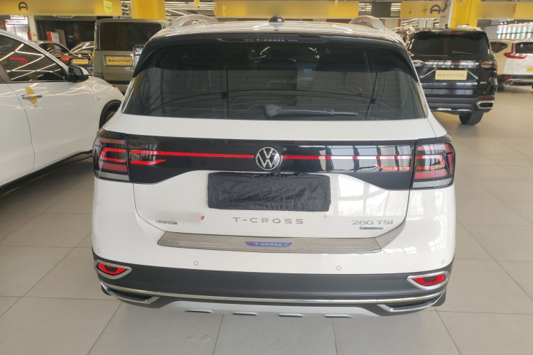 Volkswagen T-Cross 2021 car image #6