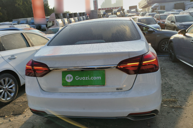 GEELY Emgrand 2019 car image #6