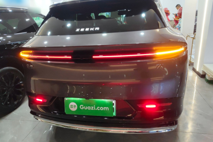 极氪 极氪7X 2025 汽车图片 #6