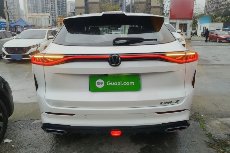 Changan UNI-Z PHEV 2024 #6 Changan UNI-Z PHEV 2024 car image #6