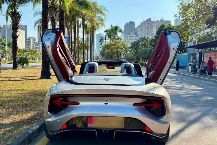 MG Cyberster 2023 #6 MG Cyberster 2023 car image #6