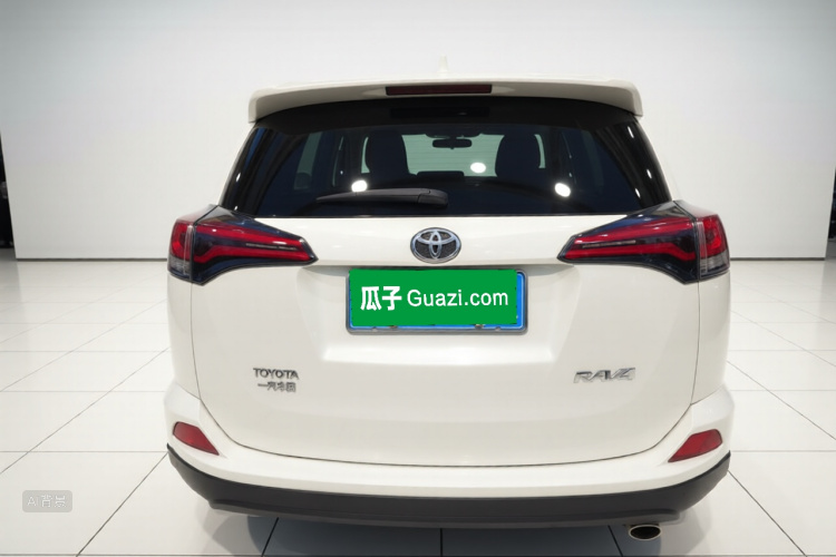 Toyota RAV4 2018 #6 Toyota RAV4 2018 car image #6