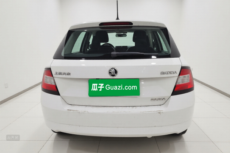 Skoda Fabia 2016 car image #6