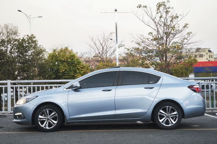 Chevrolet Cruze 2015 #6 Chevrolet Cruze 2015 immagine di auto #6