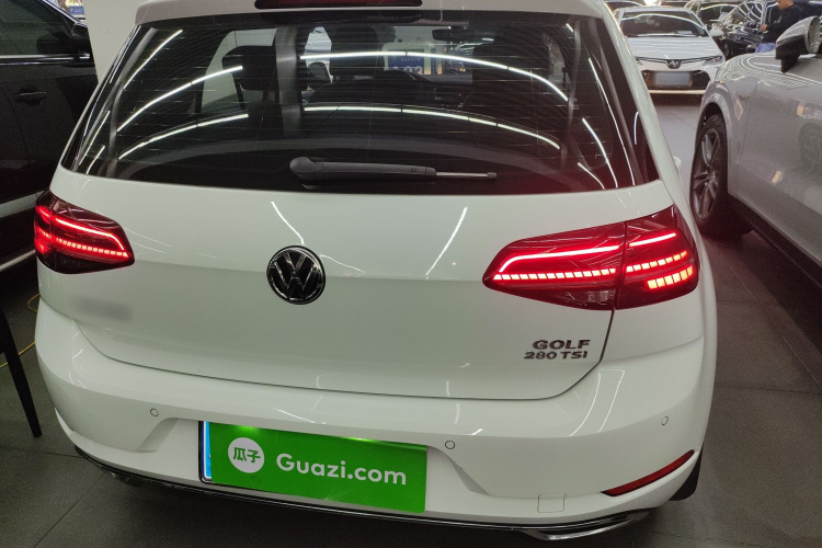 Volkswagen Golf 2020 #6 Volkswagen Golf 2020 car image #6