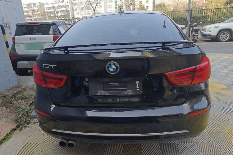 BMW 3 Series GT 2019 car image #6