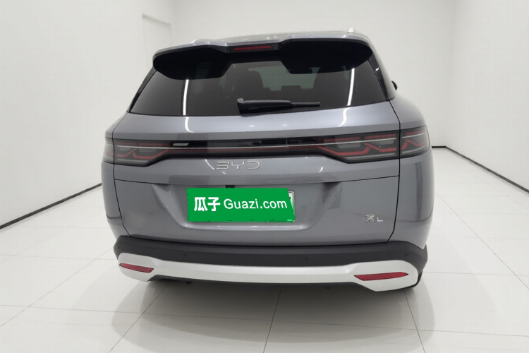 BYD SongL DM-i 2024 #6 BYD SongL DM-i 2024 car image #6