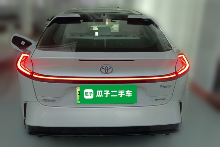 Toyota bZ5 2025 #6 Toyota bZ5 2025 car image #6