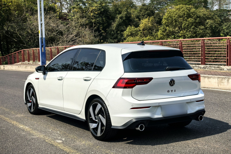Volkswagen GolfGTI 2023 #6 Volkswagen GolfGTI 2023 car image #6