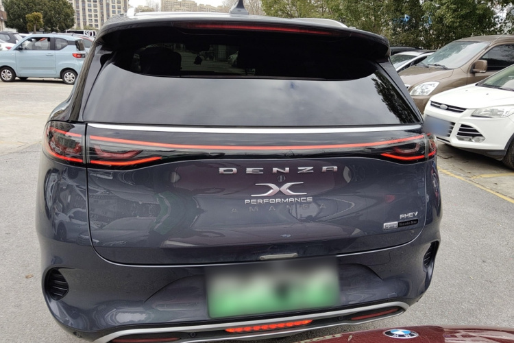 Denza X 2022 car image #6