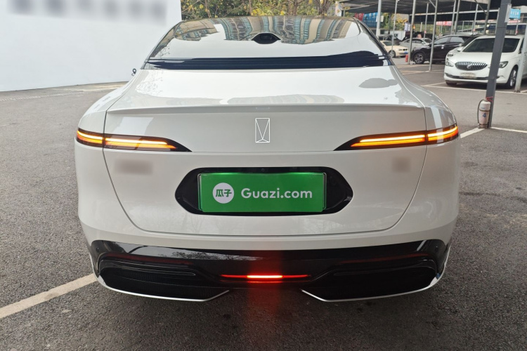 Avatr 06 2025 #6 Avatr 06 2025 car image #6