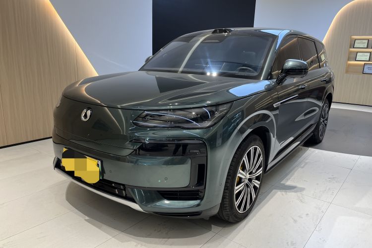 Denza N9 2025 car image #6