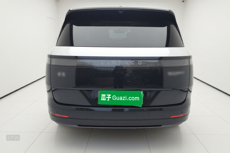 Lynk & Co 900 2025 car image #6
