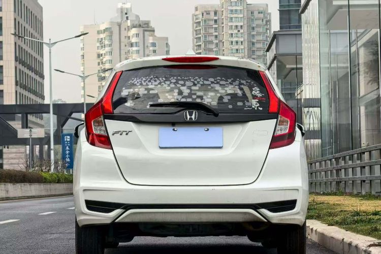 Honda Fit 2018 car image #6