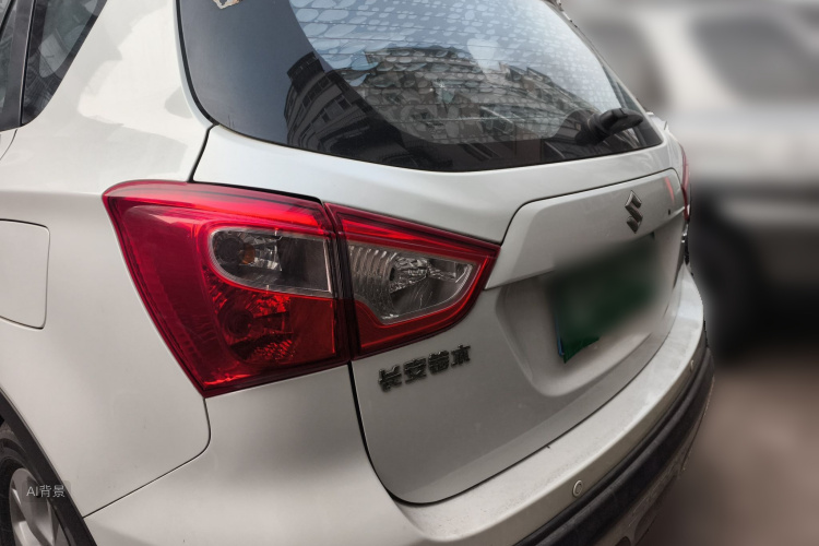 Suzuki S-Cross 2017 صورة سيارة #6