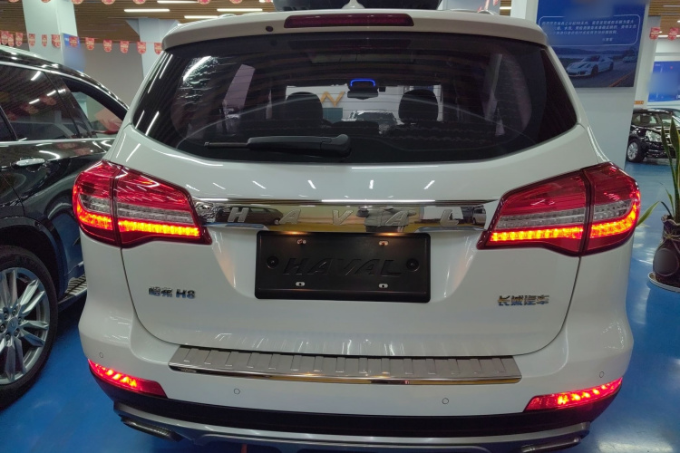 Haval H8 2017 изображение автомобиля #6