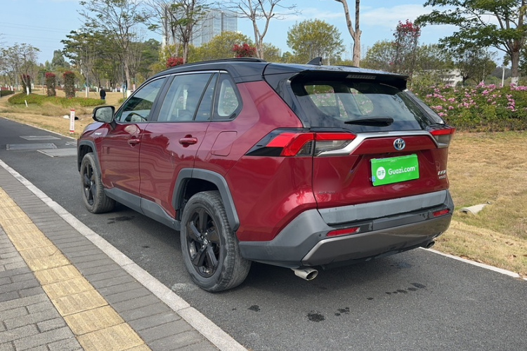 Toyota RAV4 2020 car image #6