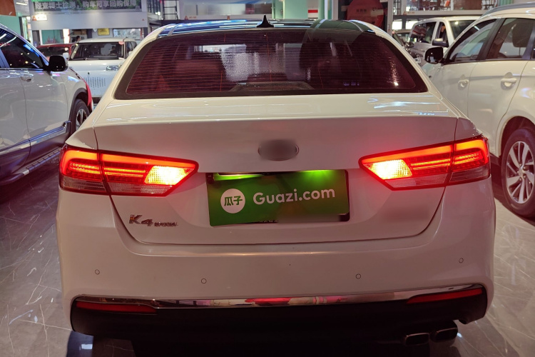 起亚 起亚K4 2017 汽车图片 #6