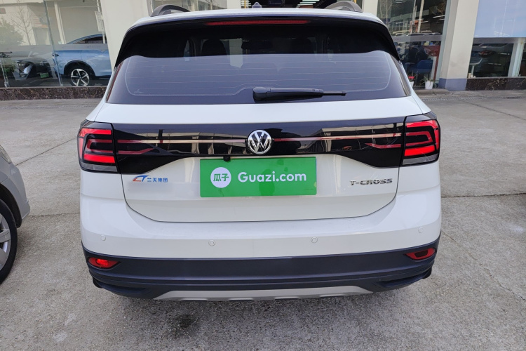 Volkswagen T-Cross 2020 #6 Volkswagen T-Cross 2020 car image #6