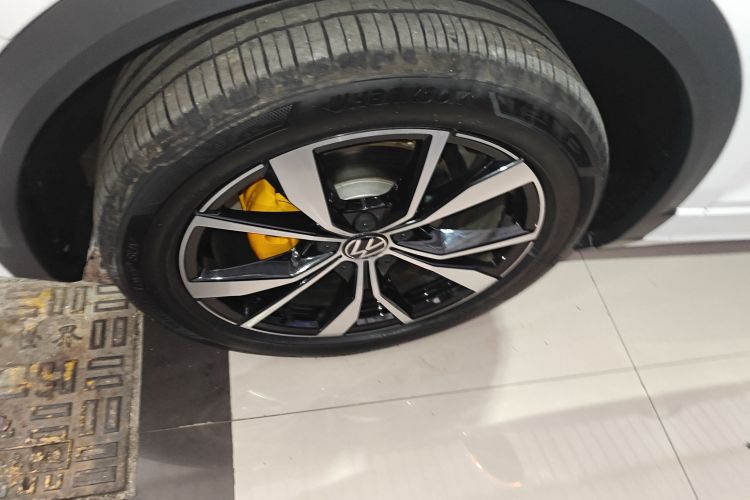 T-Roc 2025 car image #6