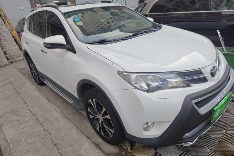 Toyota RAV4 2014 #6 Toyota RAV4 2014 car image #6