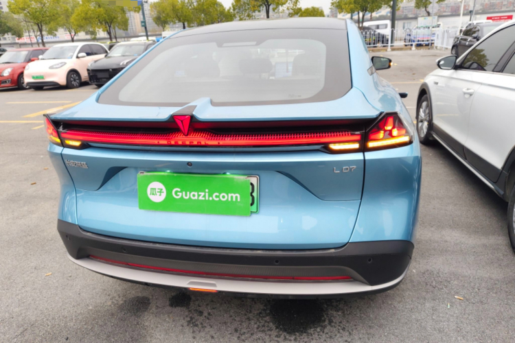 Deepal L07 2025 صورة سيارة #6