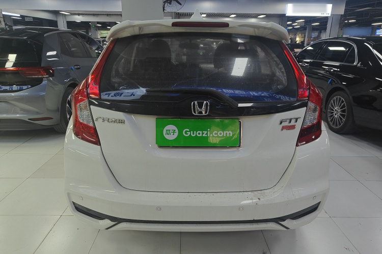 Honda Fit 2018 #6 Honda Fit 2018 car image #6