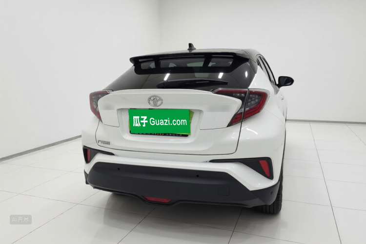 Toyota C-HR 2019 immagine di auto #6