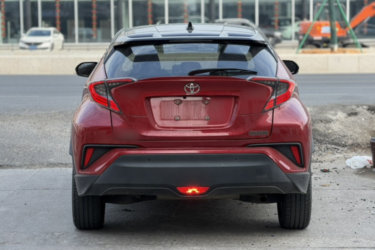 Toyota C-HR 2020 car image #6