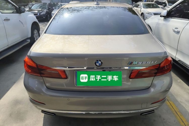 BMW 5 Series 2018 #6 BMW 5 Series 2018 car image #6