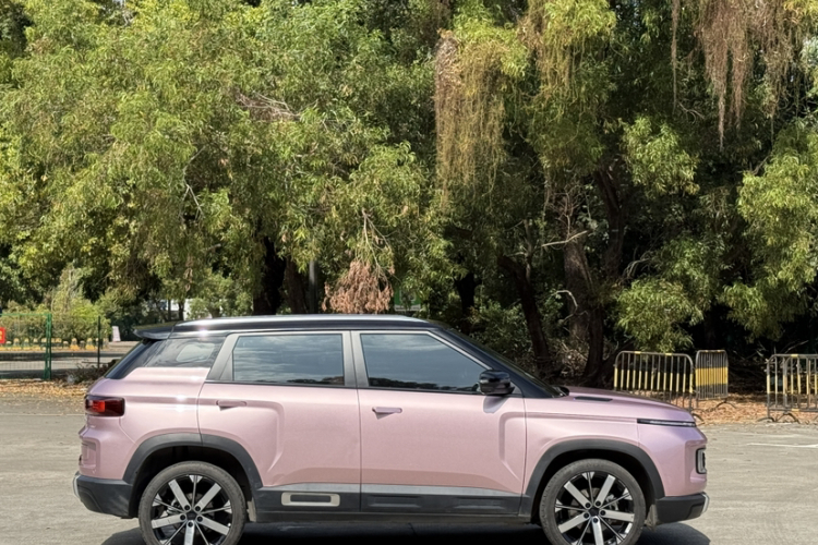 GEELY ICON 2023 صورة سيارة #6