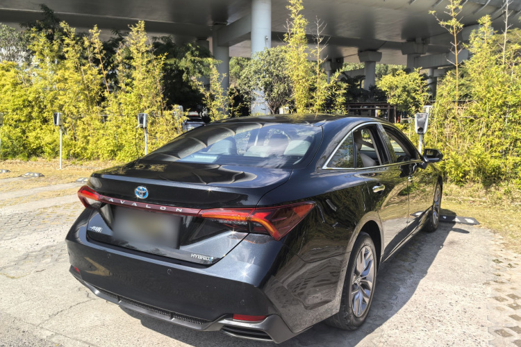 Toyota Avalon 2020 car image #6