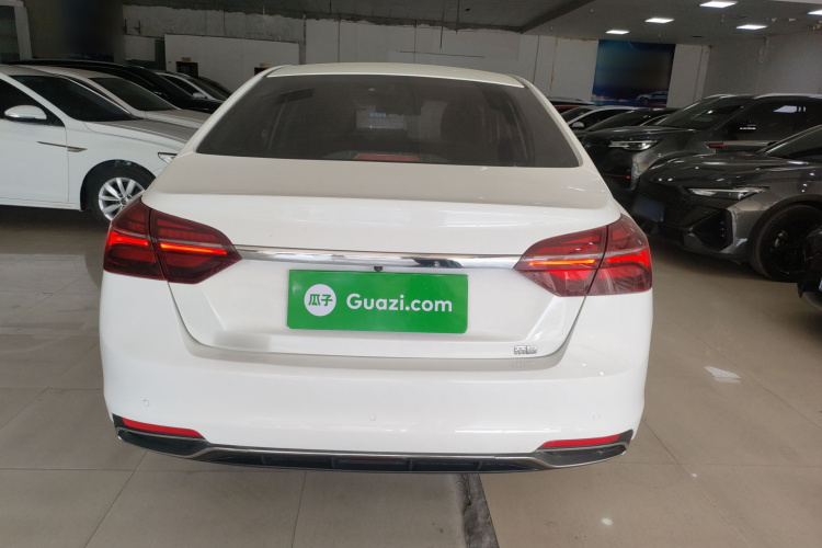GEELY Emgrand 2019 #6 GEELY Emgrand 2019 car image #6