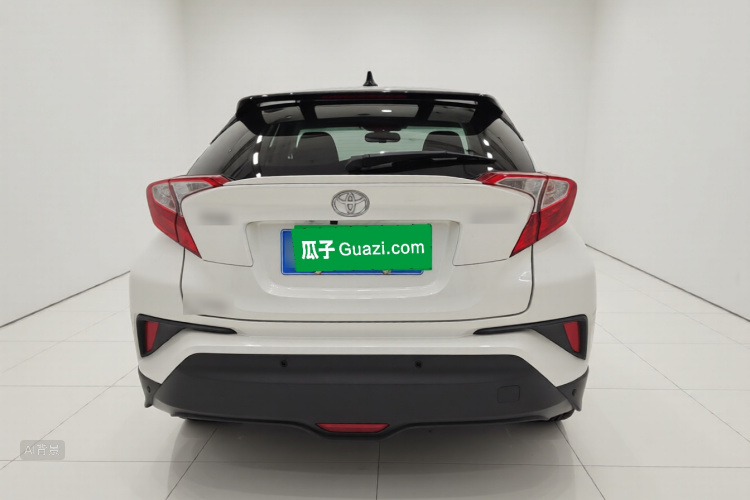 Toyota C-HR 2018 imagem de carro #6