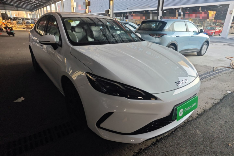 BYD Seal 05 DM-i 2025 car image #6