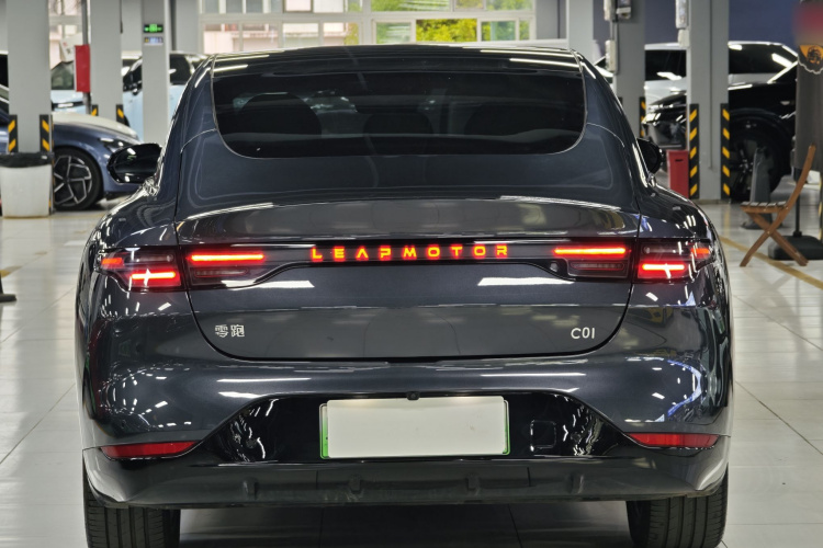 零跑汽车 零跑C01 2025 汽车图片 #6