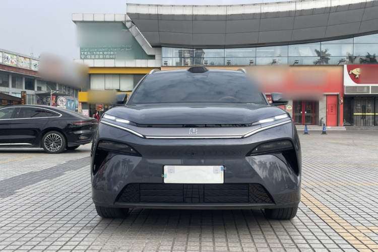 BYD Tang L 2025 immagine di auto #6