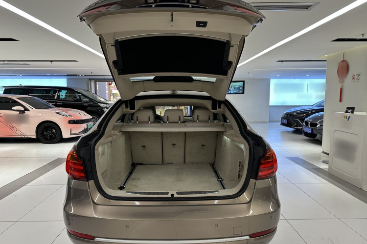 BMW 3 Series GT 2015 immagine di auto #6