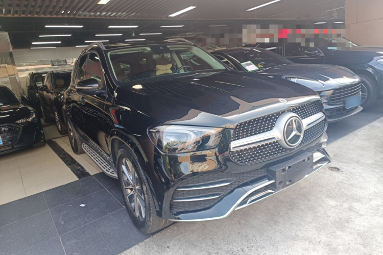 Mercedes-Benz GLE Class 2023 immagine di auto #6