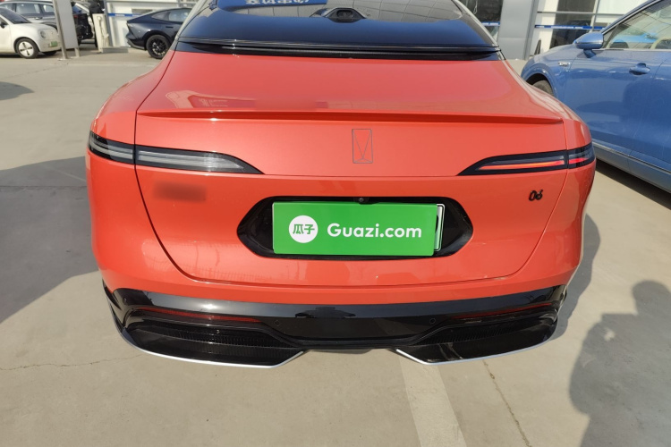 Avatr 06 2025 car image #6