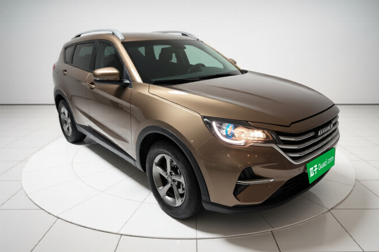 X70M 2020 car image #6