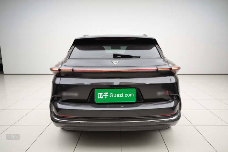 哪吒汽车 哪吒U 2023 汽车图片 #6